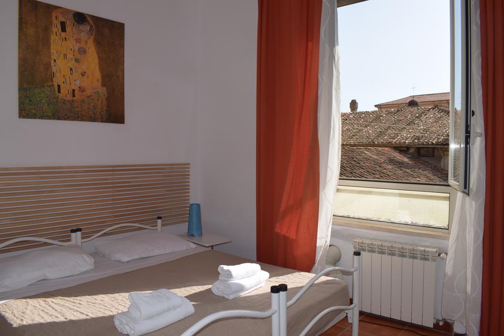 Sandy Hotel Róma Kültér fotó